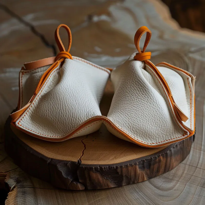 छालाको गृहिणी पाउच प्रयोग गरेर के फाइदाहरू छन्?